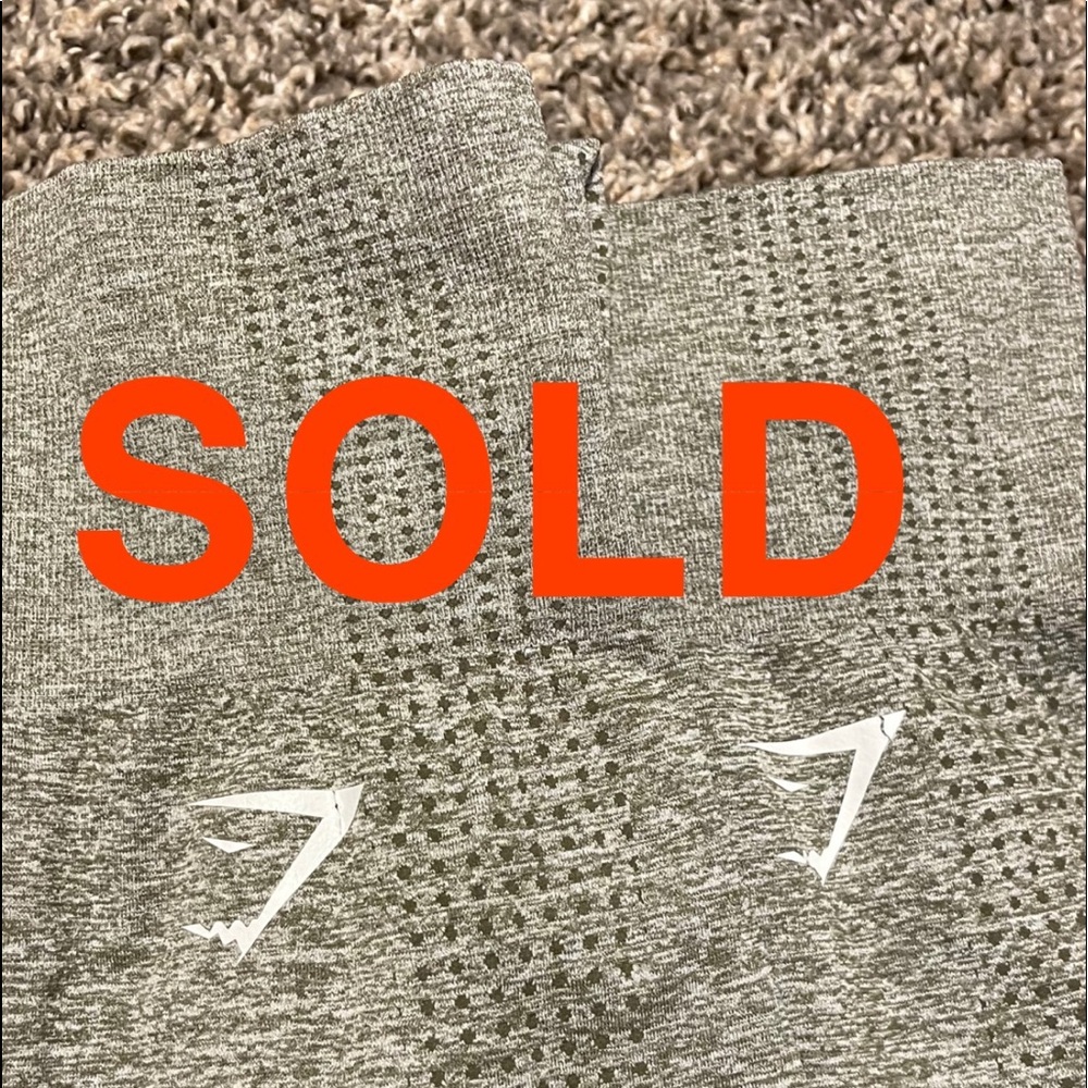 Small Black & Gray Gymshark leggings